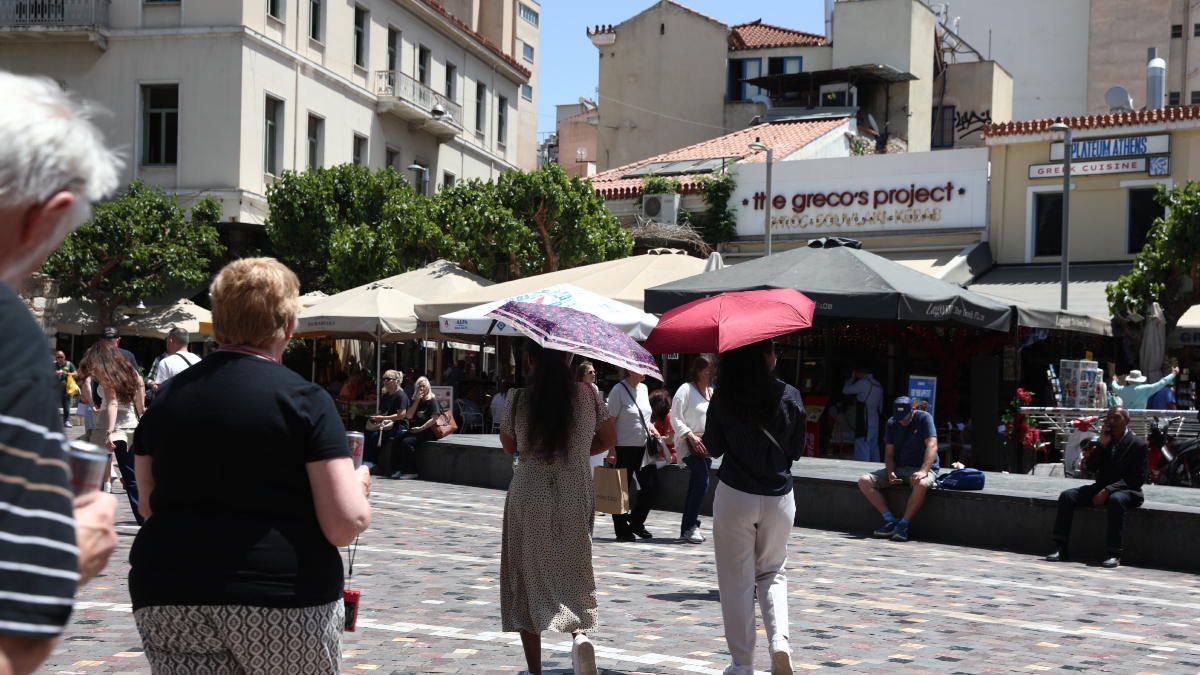Καιρός σήμερα: Αίθριος με υψηλές θερμοκρασίες – Πού θα βρέξει