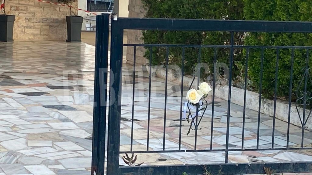 Ηλιούπολη: “Ξεψαχνίζουν” τα κινητά, το σημείωμα και το ημερολόγιο των δύο 17χρονων που έκαναν βουτιά στο κενό