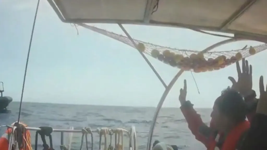 Global Sumud Flotilla: Στο Ισραήλ οδηγούνται τα 430 μέλη του στολίσκου για τη Γάζα