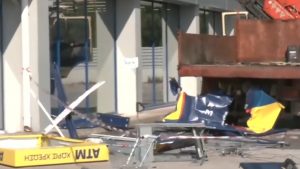 Πόρτο Ράφτη: Ξήλωσαν ATM με φορτηγό, άρπαξαν τα χρήματα κι έγιναν “καπνός”