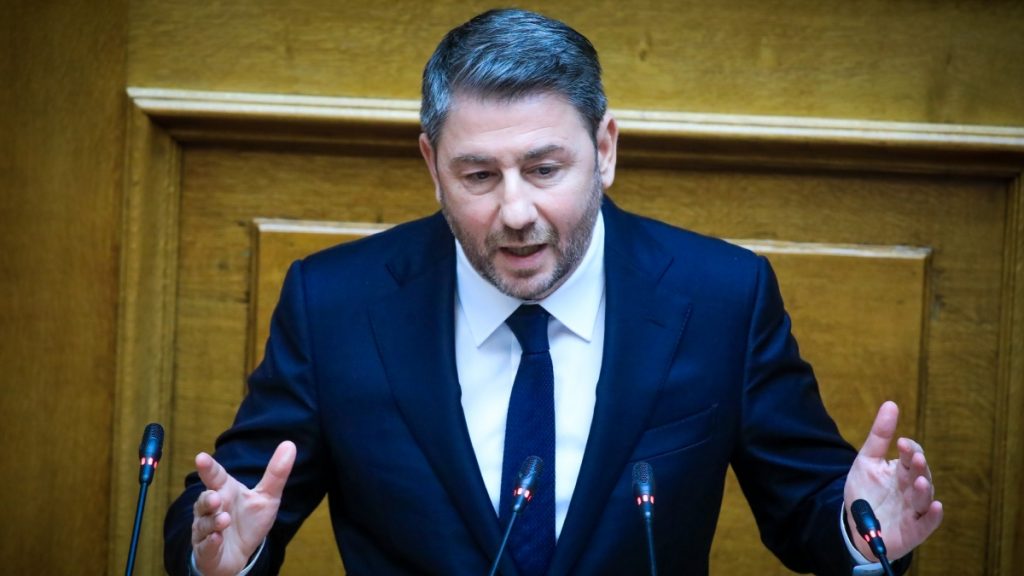 Ανδρουλάκης κατά Δεμίρη: “Με εξωθείτε σε κάτι πρωτοφανές, να στραφώ νομικά κατά του διοικητή της ΕΥΠ”