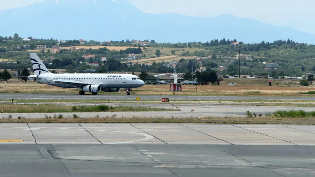 AEGEAN: Υψηλές πληρότητες πτήσεων για το τριήμερο του Αγίου Πνεύματος – Οι top προορισμοί