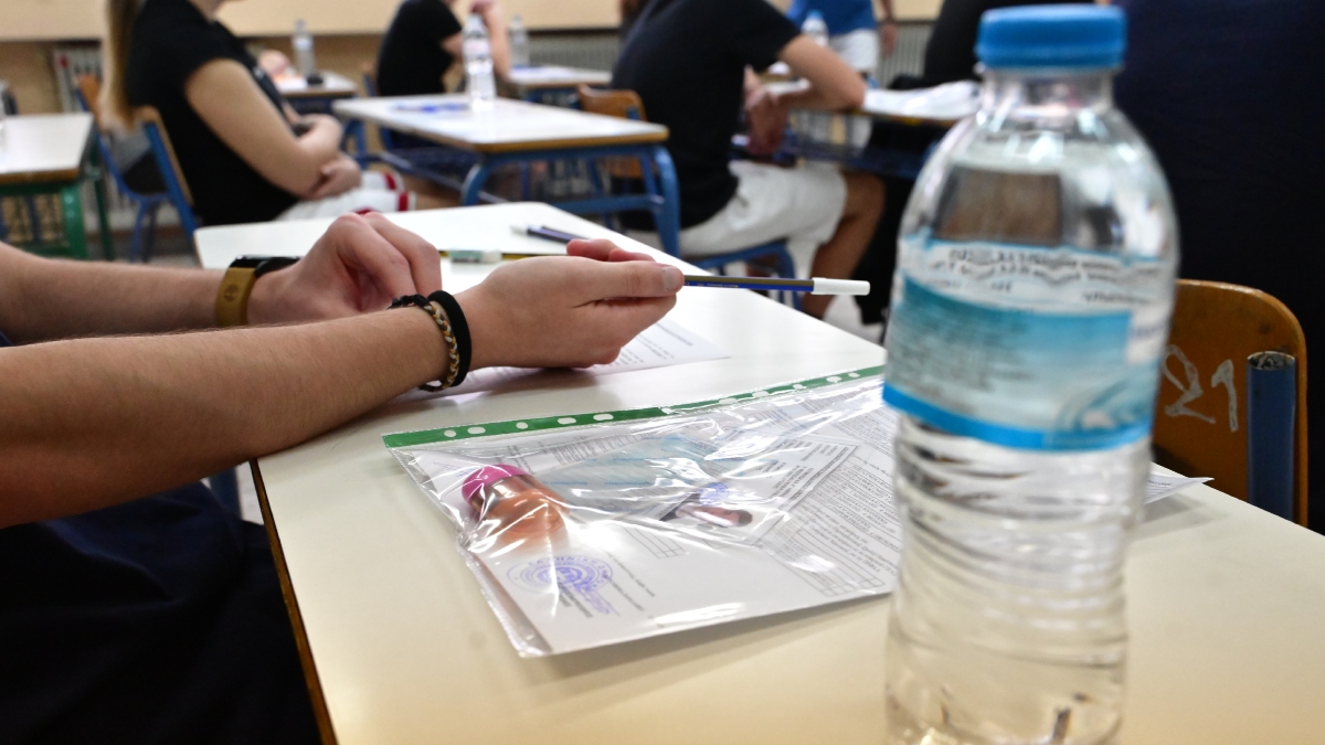 Πανελλαδικές 2026: Το συγκινητικό πανό σε εργοτάξιο δίπλα από εξεταστικό κέντρο – «Θα είμαστε πιο ήσυχοι και από βιβλιοθήκη»