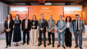 GSK: Ενημερωτική Εκστρατεία για τον διά βίου Εμβολιασμό