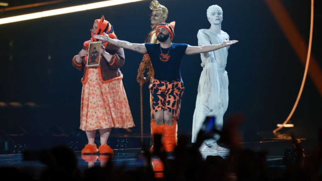 Eurovision 2026: Το παρ’ ολίγον ατύχημα του Akyla στη γενική πρόβα των κριτικών επιτροπών (vid)