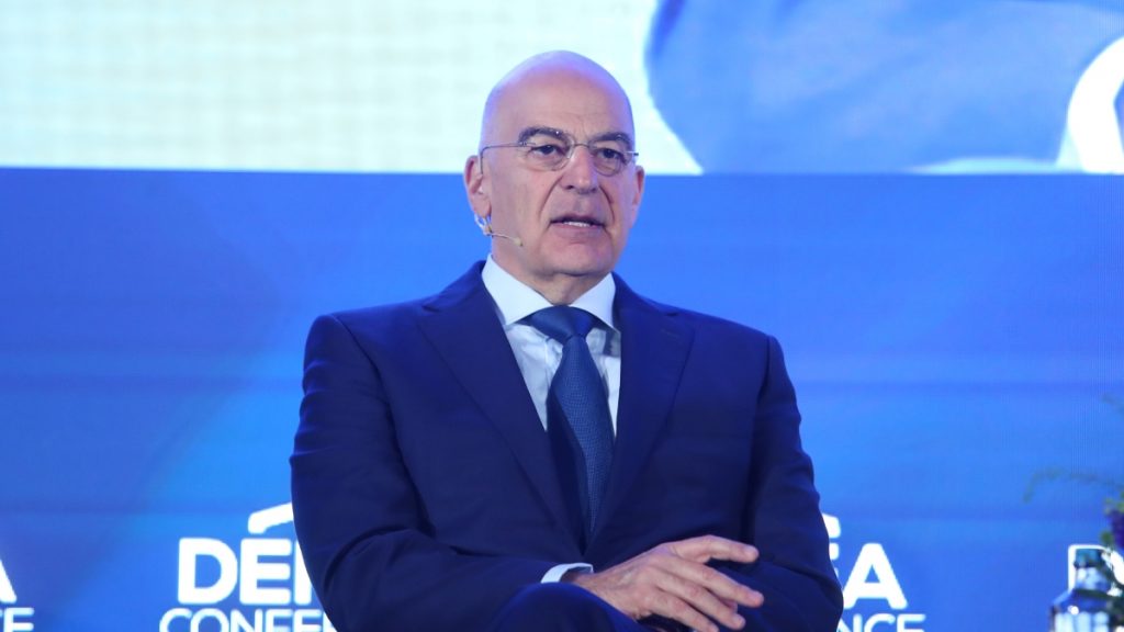 Τουρκική παρενόχληση δια ασυρμάτου στο αεροσκάφος που μετέφερε τον Δένδια στην Κύπρο
