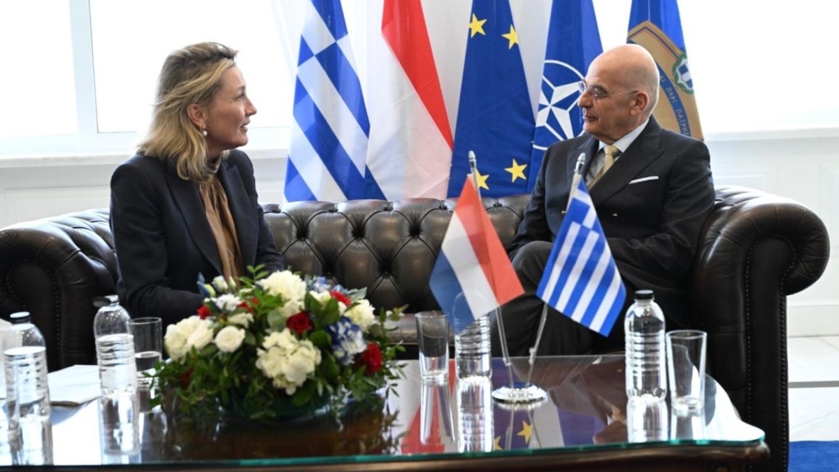 Συνάντηση Δένδια με την πρέσβη της Νορβηγίας Χάριετ Μπεργκ