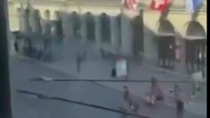 Ελβετία: Συναγερμός μετά την επίθεση άνδρα με μαχαίρι σε περαστικούς σε σιδηροδρομικό σταθμό, φώναζε «Αλλάχου Άκμπαρ» – 3 τραυματίες (βίντεο)
