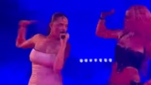 Eurovision: Όταν η Dara συνάντησε την Ελένη Φουρέιρα και χόρεψαν το «Bangaranga»