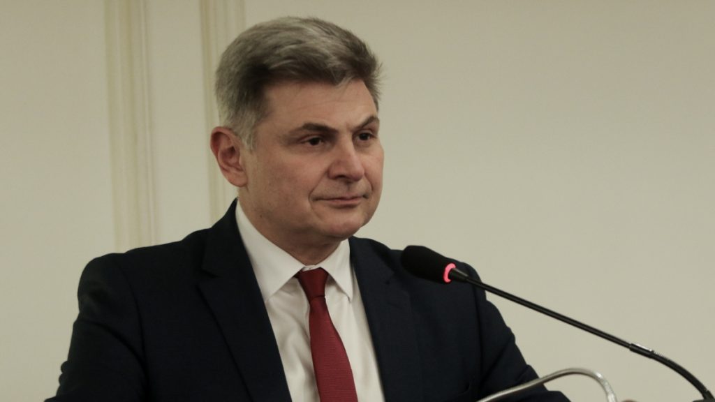 Φαραντούρης: “Το ΠΑΣΟΚ δημοσκοπικά και πολιτικά είναι το μόνο κόμμα που μπορεί να κυβερνήσει”