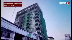 Φιλιππίνες: Ένας νεκρός και 21 αγνοούμενοι από κατάρρευση υπό κατασκευή κτιρίου (Βίντεο)