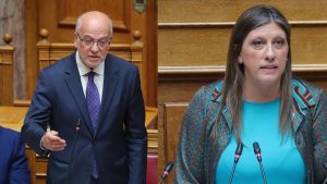 Άγρια κόντρα Φλωρίδη – Κωνσταντοπούλου: «Πλησιάζετε να ανέβετε στο παγκάκι, όπως ο Γιώργος Κωνσταντίνου στο Ξύπνα Βασίλη»