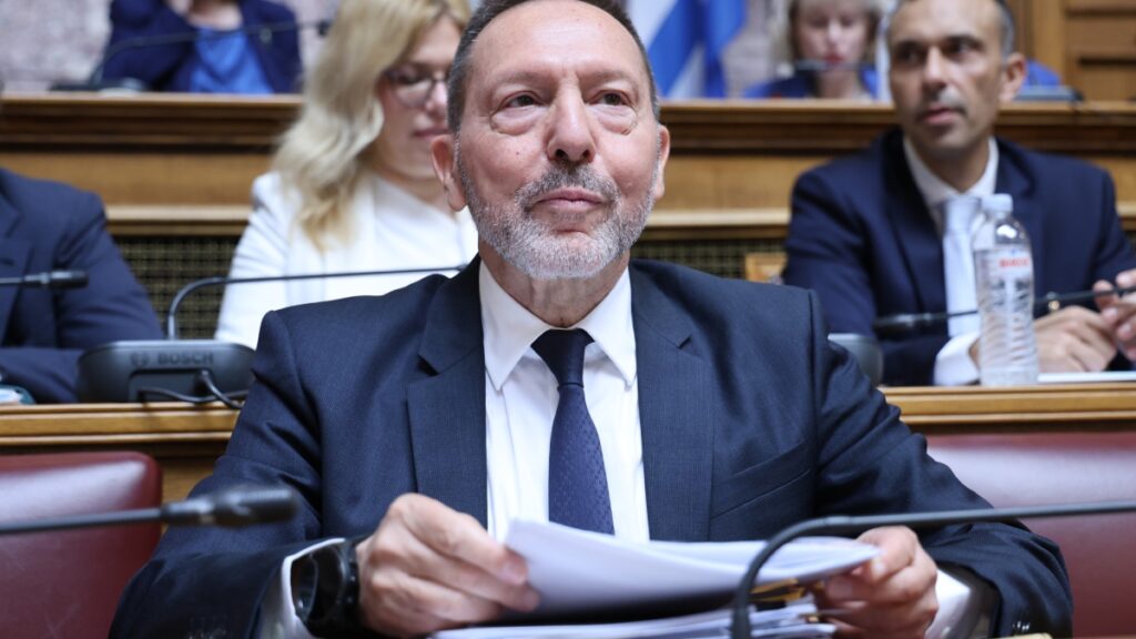 Στουρνάρας: «Αστικός μύθος οι τριγωνικές συναλλαγές μεταξύ τραπεζών – Servicers»