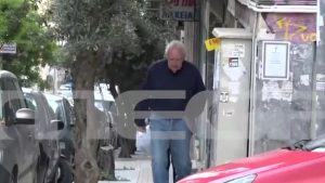 Αλέξανδρος Γιωτόπουλος: Τα πρώτα πλάνα του αρχηγού της «17Ν» μετά την αποφυλάκισή του – Αντιδράσεις για το βούλευμα του Αρείου Πάγου