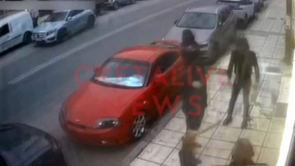 Ηράκλειο: Παραδόθηκε ο 18χρονος για το επεισόδιο στο μπαρ – Αναζητείται ακόμη ο ανήλικος