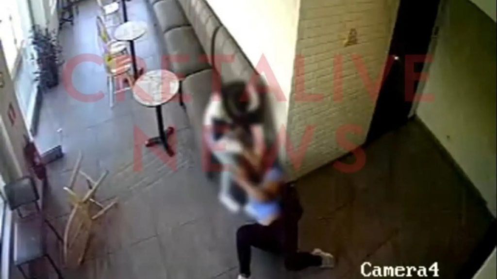 Ηράκλειο: Σοκαριστική επίθεση σε καφετέρια –  Άρπαξε την πρώην σύντροφό του από τον σβέρκο και την τράβηξε από τα μαλλιά (βίντεο)