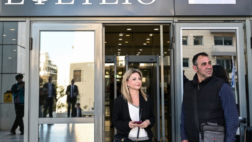 Μαρία Καρυστιανού: Ολοκληρώθηκε η κατάθεσή της για τη αναβάθμιση κατηγοριών για τον Κώστα Καραμανλή