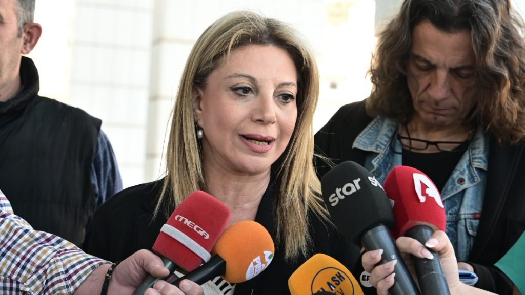 Μαρία Καρυστιανού: Ζητά αναβάθμιση κατηγοριών για τον Κώστα Καραμανλή – “Θα τα πούμε όλα την Πέμπτη” είπε για το νέο κόμμα