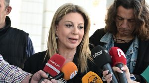 Μαρία Καρυστιανού: Ζητά αναβάθμιση κατηγοριών για τον Κώστα Καραμανλή – “Θα τα πούμε όλα την Πέμπτη” είπε για το νέο κόμμα