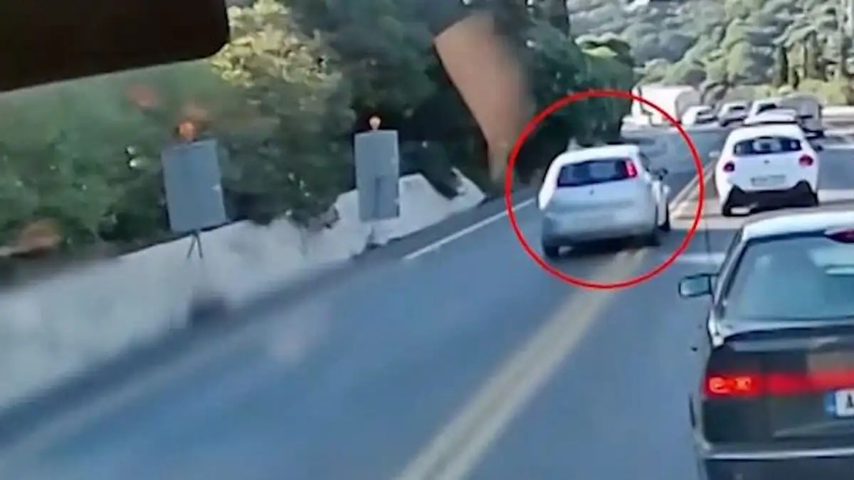 Σοκ στην Κρήτη: Οδηγός έκανε επικίνδυνη προσπέραση 8 οχημάτων (Βίντεο)