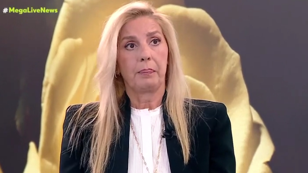 Έλενα Μακρή – Λυμπέρη για Γωγώ Μαστροκώστα: «Μου έλεγε πάντα “θα τη δω να μεγαλώνει;” – Είχε τη μεγάλη αγωνία της κόρης της»
