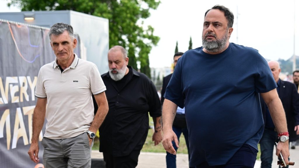 Μαρινάκης: «Να πάρουμε το ευρωπαϊκό – Τι πιο ωραίο να το σηκώνεις στη χώρα σου»