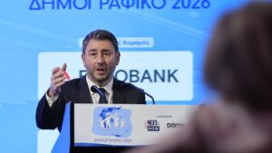 Ανδρουλάκης: «Τρεις πυλώνες παρεμβάσεων για το δημογραφικό»