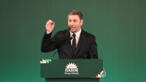 Ανδρουλάκης: «Πολιτική αλλαγή σημαίνει κυβέρνηση που δεν είναι εξαρτημένη από τα συμφέροντα»