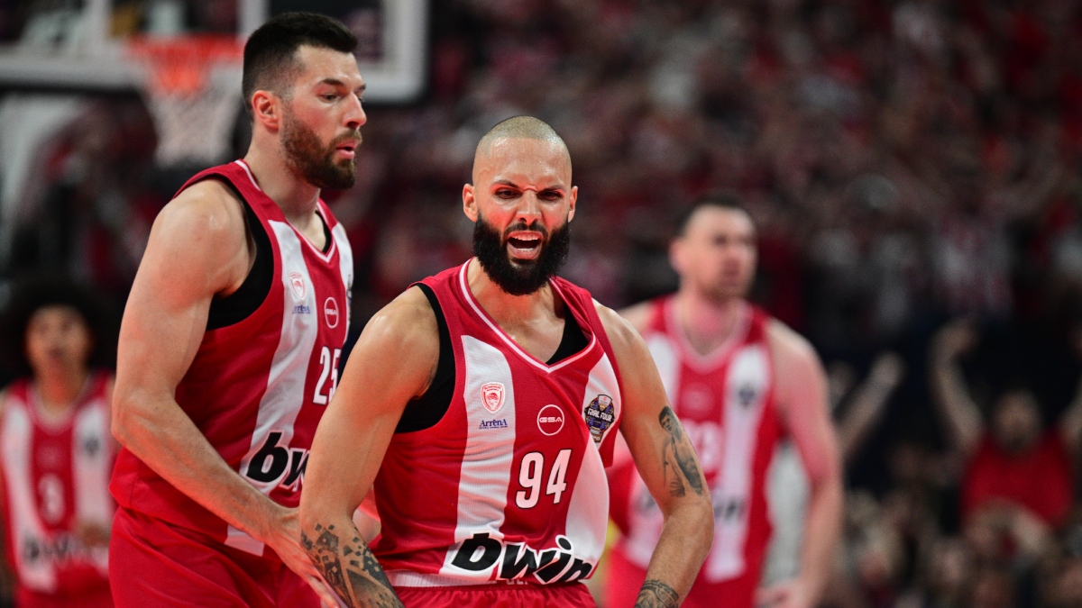 Ολυμπιακός – Φενέρμπαχτσε 79-61: «Διέλυσε» τους Τούρκους και ετοιμάζεται να «ράψει» το 4ο αστέρι στο T-Center