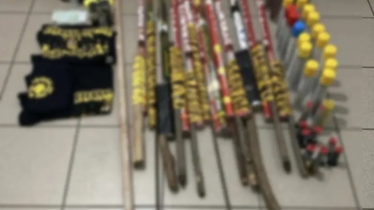 Θεσσαλία: Χειροπέδες σε άνδρα που λειτουργούσε σύνδεσμο οπαδών έχοντας ως βιτρίνα πολιτιστικό Σύλλογο