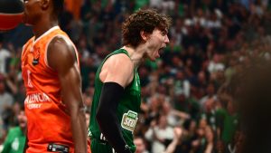Πλήγμα στον Παναθηναϊκό πριν το Game 3 με τον Ολυμπιακό: Εκτός ο Τσέντι Όσμαν, στη θέση του ο Χουάντσο Ερνανγκόμεθ