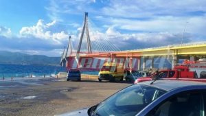 Τραγωδία στην Πάτρα: Νεκρός ένας άνδρας που έπεσε με το αυτοκίνητο του στη θάλασσα