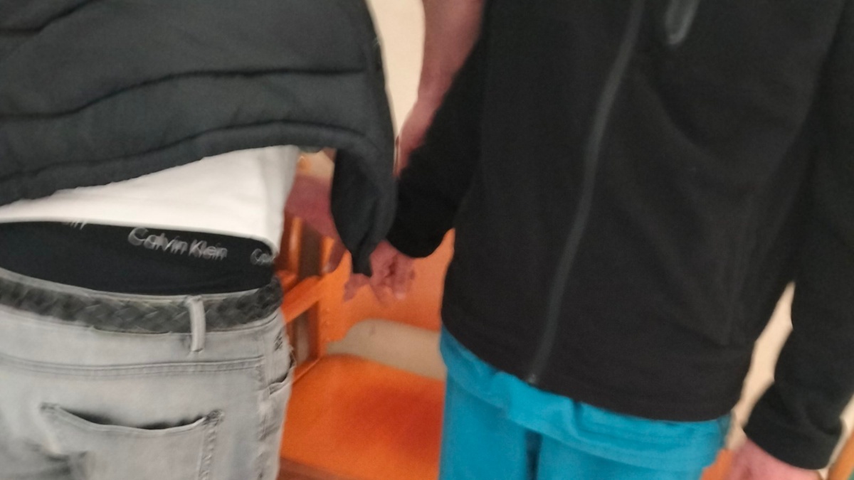 Καταγγελία της ΠΟΕΔΗΝ για τον τραυματιοφορέα που δέχθηκε επίθεση στην Θεσσαλονίκη – “Δεν μας αξίζει τέτοια μεταχείριση”