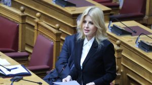 Έλενα Ράπτη: “Συλλογική η ευθύνη της Πολιτείας να στηρίζει έμπρακτα την Οικογένεια”