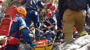 Σαμοθράκη: Επιχείρηση διάσωσης τουρίστριας στο Ρέμα του Φονιά – Δείτε εικόνες