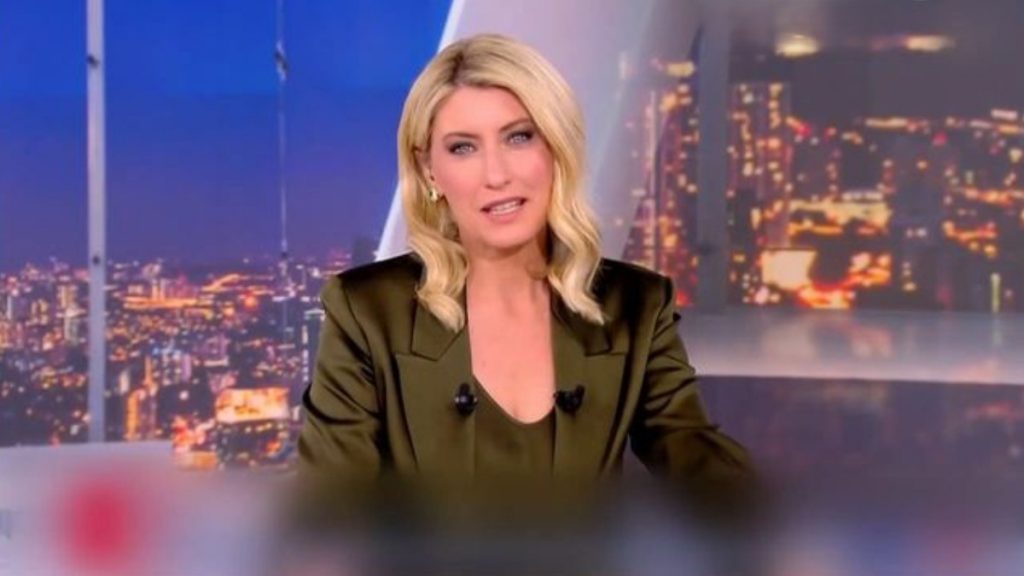 Αλέξης Παπαχελάς: Αποχαιρέτησε on air τη Σία Κοσιώνη – «Ευχαριστούμε, εις το επανιδείν» (vid)
