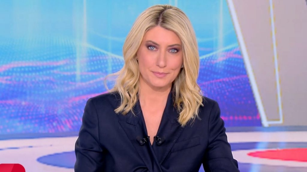 Σία Κοσιώνη: Αποχαιρέτησε τους τηλεθεατές του ΣΚΑΪ – «Η καρδιά μου χτυπά πολύ δυνατά, ήταν τιμή μου που με εμπιστευτήκατε»