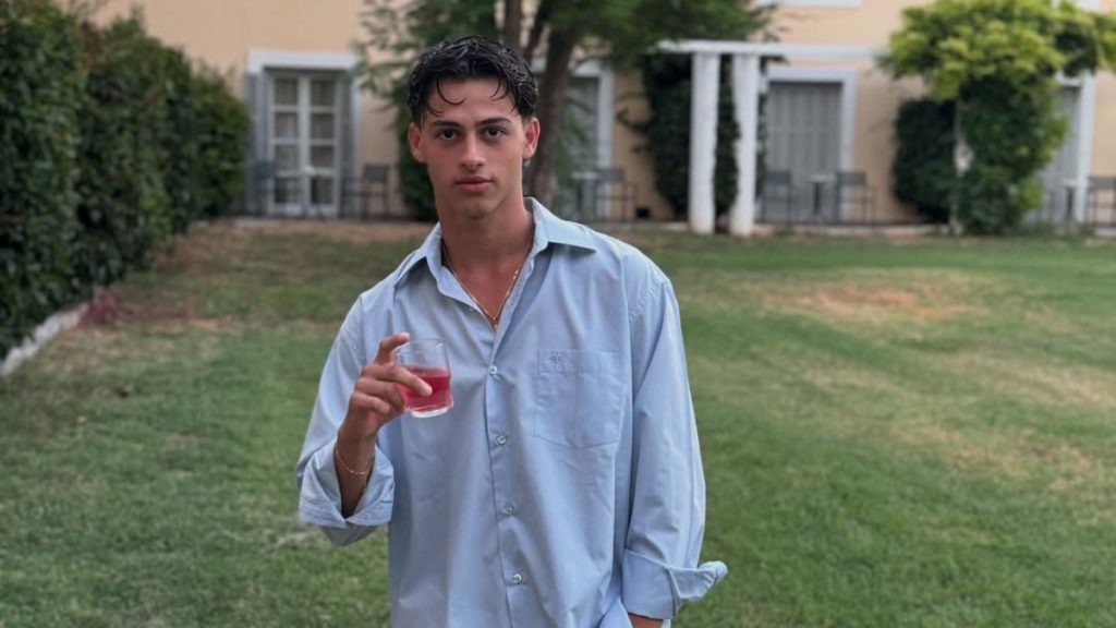 Survivor 2026: Άνοιξε τα μάτια του ο Σταύρος Φλώρος – «Μαμά ζω» ήταν οι πρώτες λέξεις που είπε