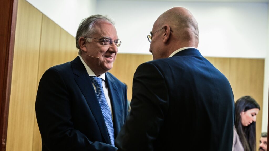 Δένδιας – Θεοδωρικάκος: Συνάντηση για το πρόγραμμα «ΘΩΡΑΞ» στο Υπουργείο Άμυνας