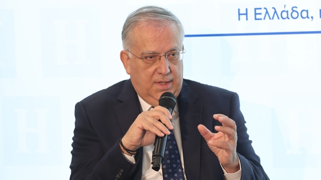 Θεοδωρικάκος: “Μέσα στον Ιούνιο ψηφίζεται το νομοσχέδιο για την προστασία των καταναλωτών από καταχρηστικές τραπεζικές συμπεριφορές”