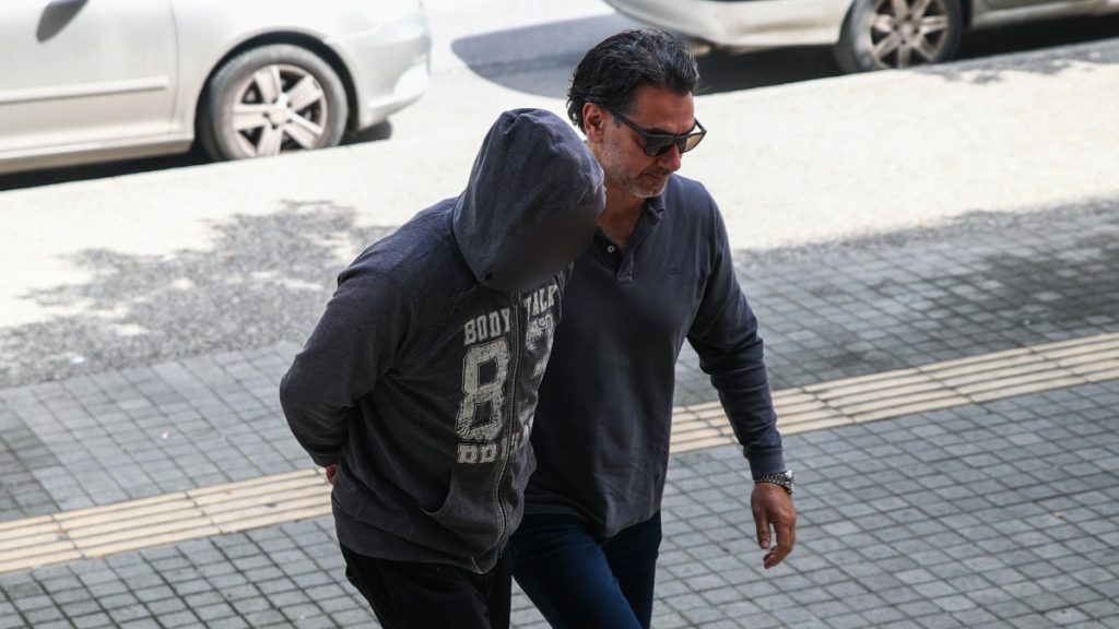 Θεσσαλονίκη: Δίωξη για ανθρωποκτονία από πρόθεση και συνέργεια στους 2 κατηγορούμενους για την δολοφονία του 54χρονου