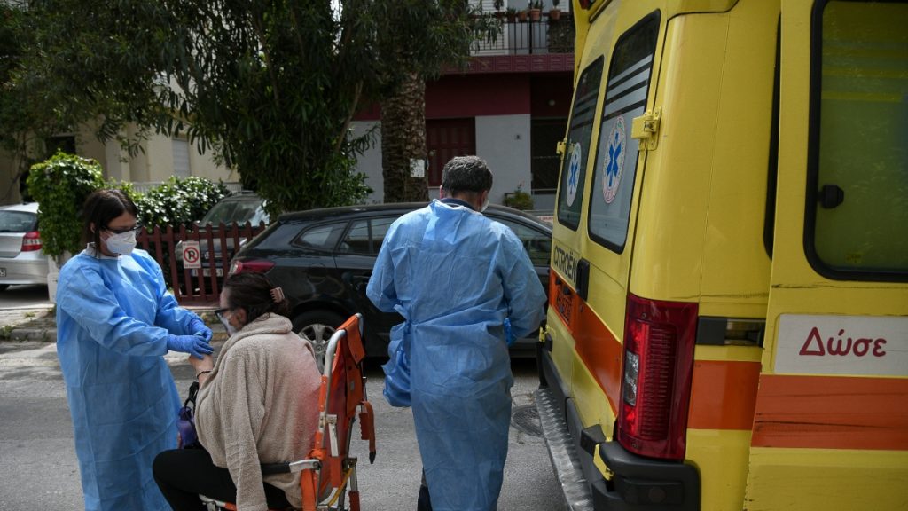 Επεκτείνεται για έναν ακόμη χρόνο το πρόγραμμα απασχόλησης 500 τραυματιοφορέων