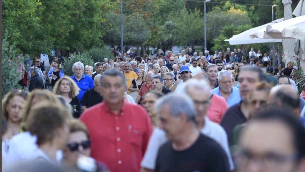 Αλέξης Τσίπρας: Πλήθος κόσμου στα αποκαλυπτήρια του νέου κόμματος του στο Θησείο (Φωτογραφίες)