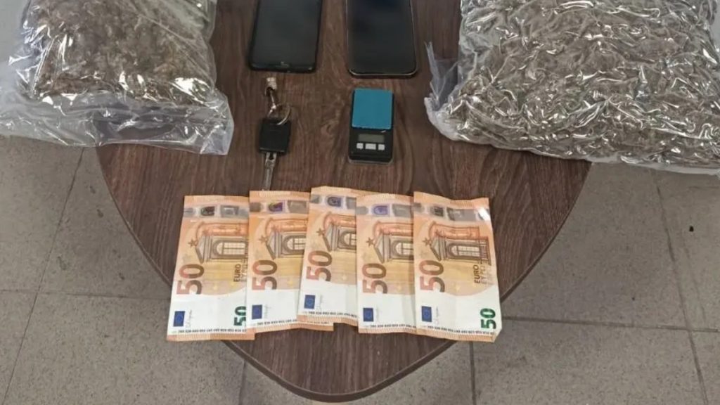 Στα «δίχτυα» της ΕΛΑΣ δυο άνδρες στη Βέροια για διακίνηση και κατοχή ναρκωτικών