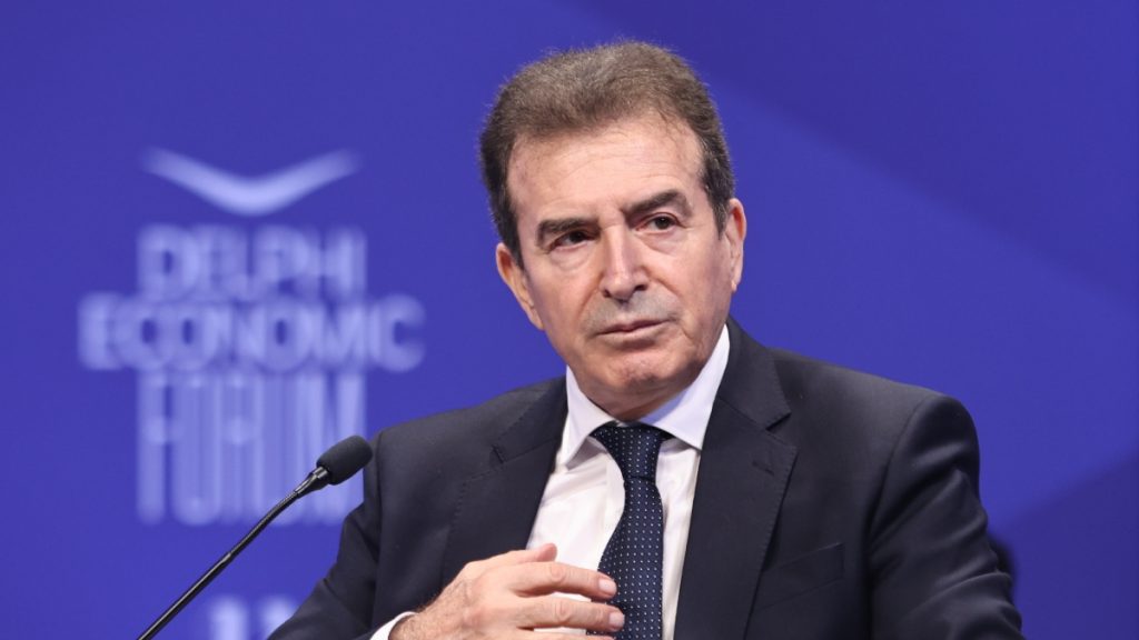 Χρυσοχοΐδης: “Έρχεται νομοσχέδιο για ειδικές λωρίδες για πατίνια – Προσωπικά θα ήθελα να απαγορευτούν”
