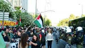 Συγκέντρωση έξω από το Υπουργείο Εξωτερικών για την αναχαίτιση των σκαφών του Global Sumud Flotilla