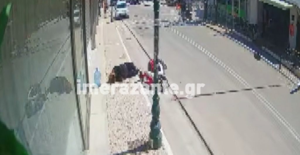 Ζάκυνθος: Γυναίκα τραυματίστηκε πέφτοντας σε έργο οπτικής ίνας με μηχανάκι (Βίντεο)