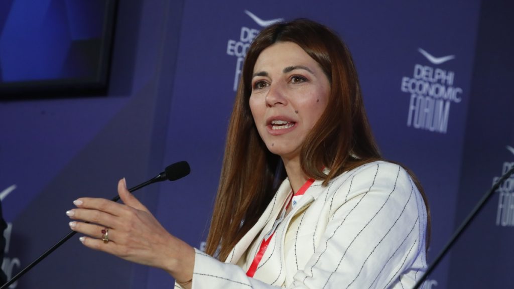 Ζαχαράκη: “Το σύστημα των Πανελλαδικών έχει αγγίξει τα όριά του – Να προχωρήσουμε στο νέο Λύκειο και στο Eθνικό Aπολυτήριο”
