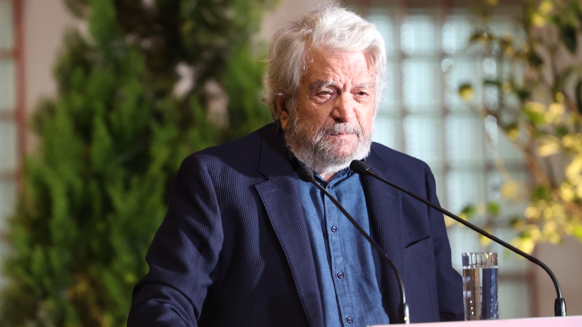 Άγγελος Αντωνόπουλος: Ο “Συνταγματάρχης Βαρτάνης” δεν είναι πια εδώ – Από το Θέατρο Τέχνης στην αποθέωση