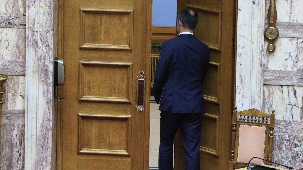 Βουλή: Διαλύθηκε και επίσημα η ΚΟ της Νέας Αριστεράς – Ανακοινώθηκαν οι αποχωρήσεις βουλευτών